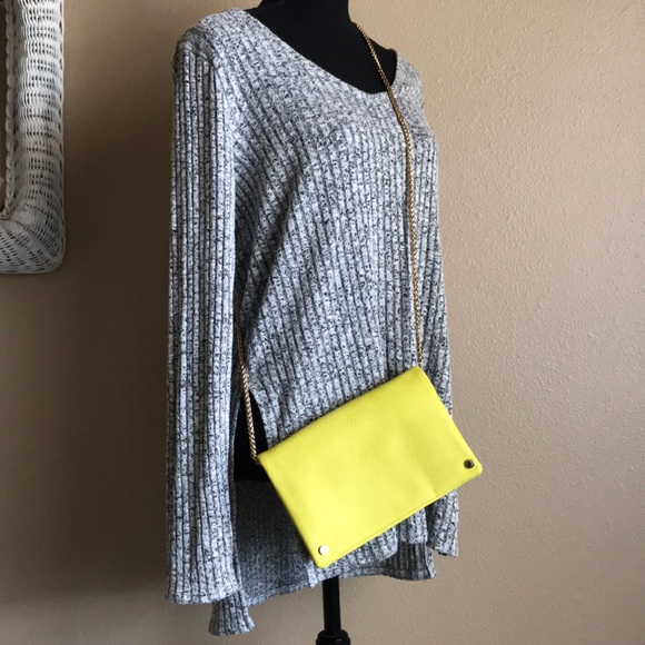 Street Level Yellow Convertible Crossbody - Picture 12 of 12